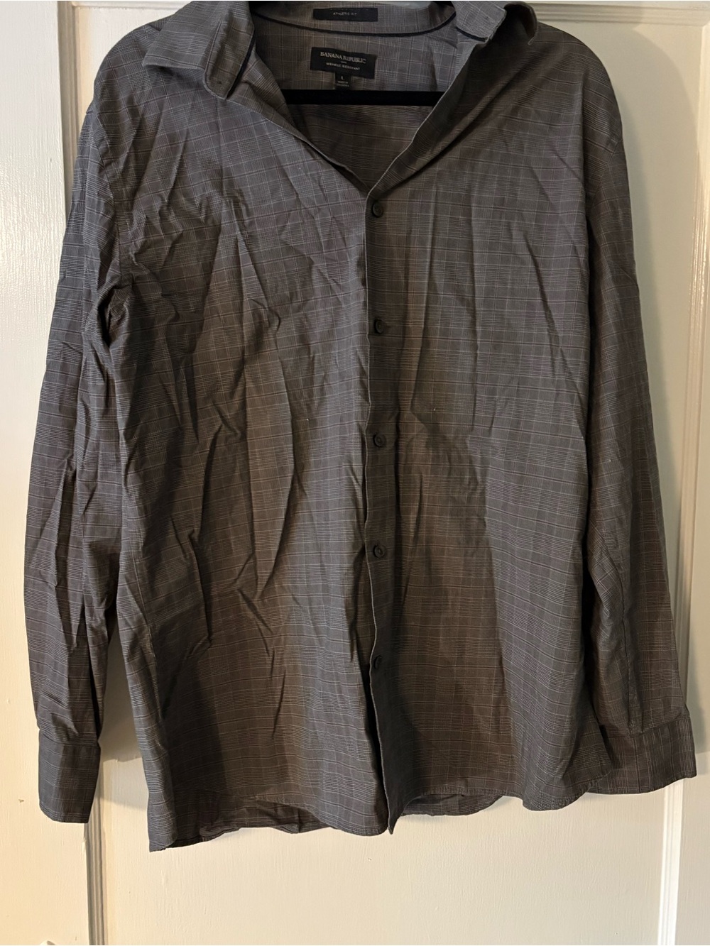 Banana Republic Men's Gray Plaid Button-Up Shirt